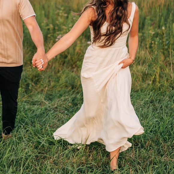 Reformation Cream/White Dress - Picture 1 of 3